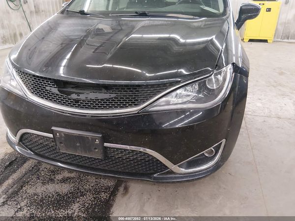 2017 CHRYSLER PACIFICA TOURING-L — I6