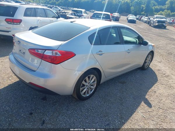 2016 KIA FORTE LX
