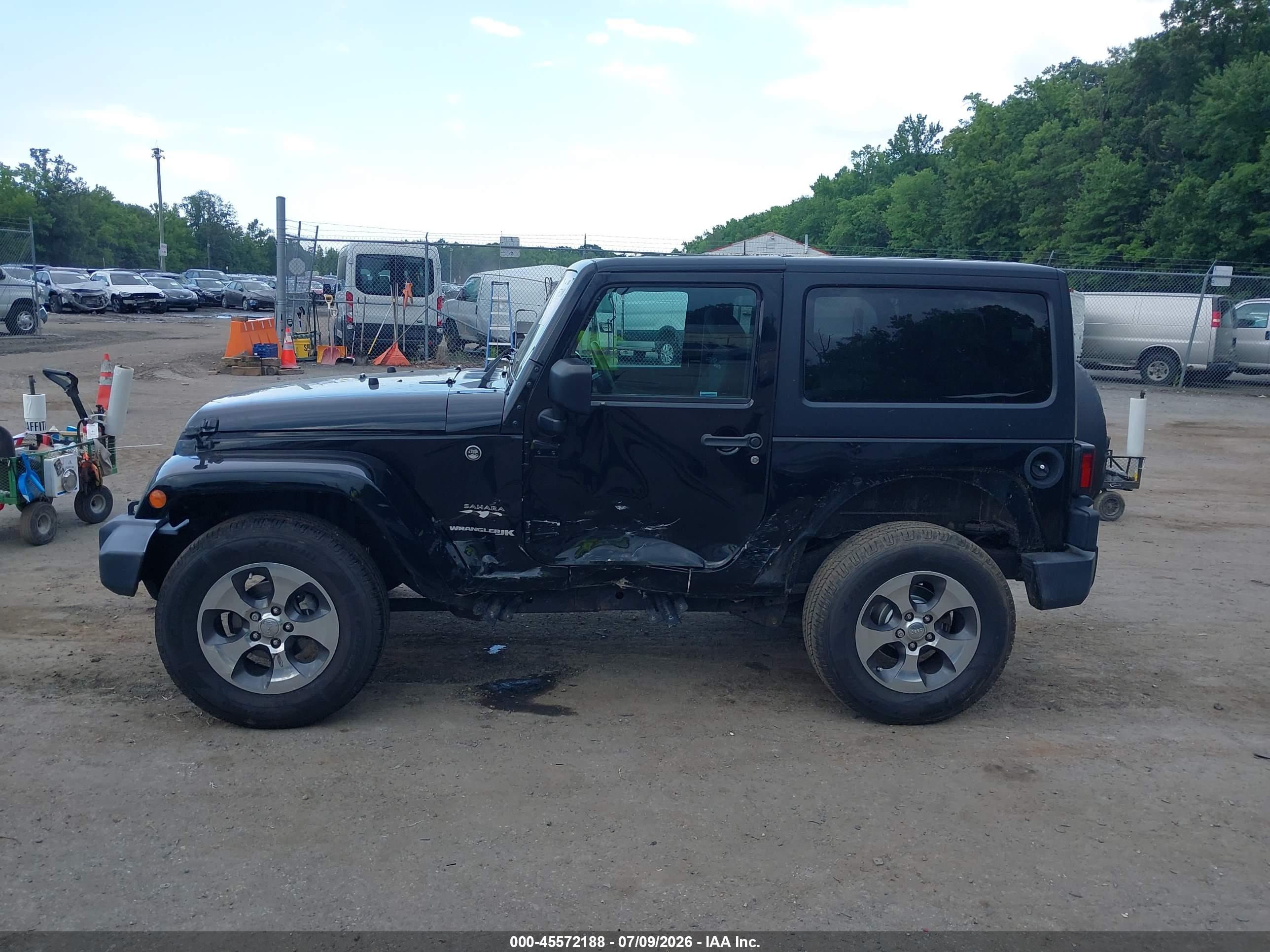 2018 JEEP WRANGLER JK SAHARA 4X4
