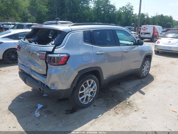 2022 JEEP COMPASS LATITUDE LUX 4X4