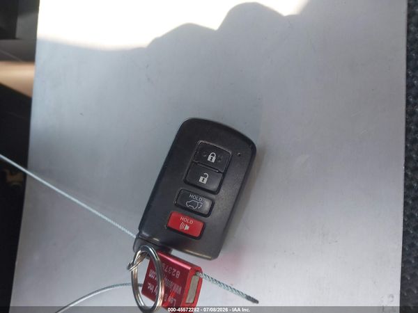 2016 TOYOTA RAV4 HYBRID XLE