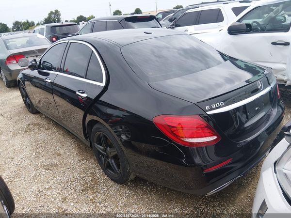 2017 MERCEDES-BENZ E 300 E300