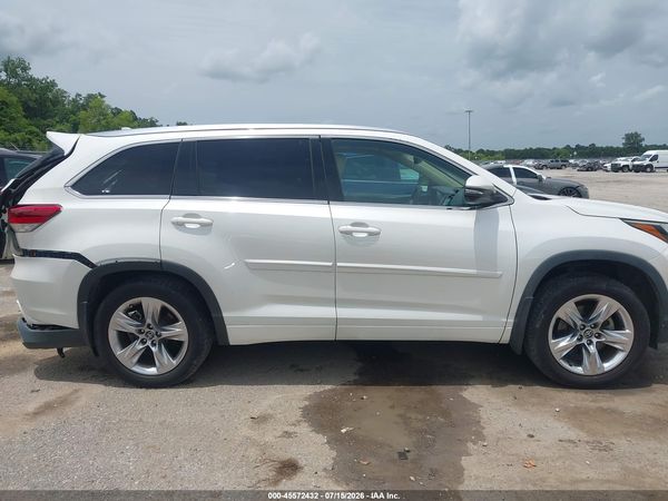 2017 TOYOTA HIGHLANDER LIMITED