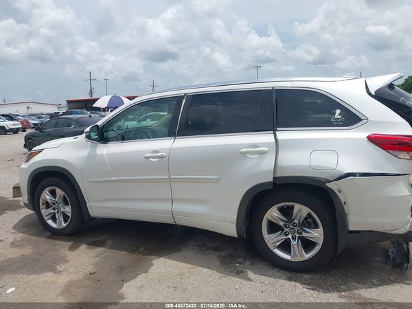2017 TOYOTA HIGHLANDER LIMITED