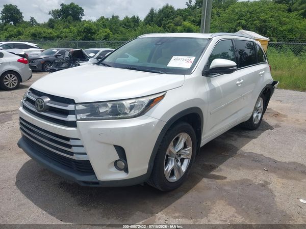 2017 TOYOTA HIGHLANDER LIMITED