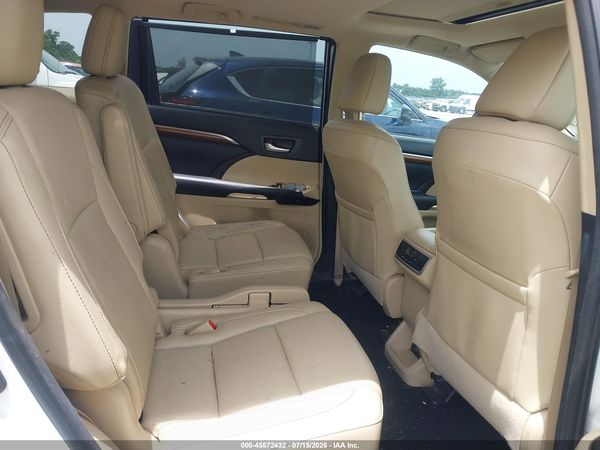 2017 TOYOTA HIGHLANDER LIMITED