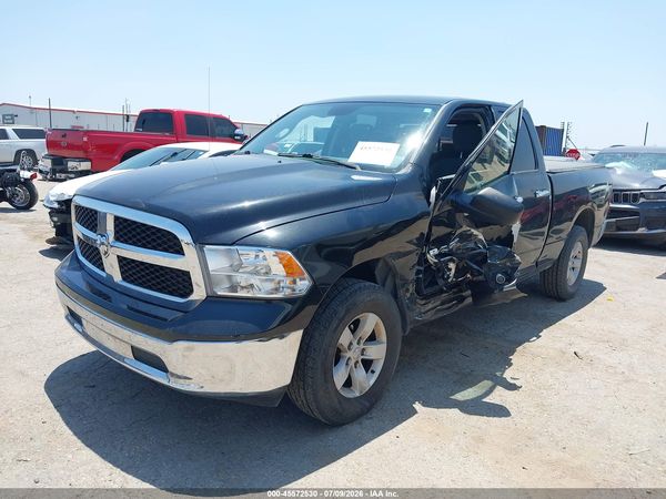 2017 RAM 1500 SLT  4X4 6'4 BOX