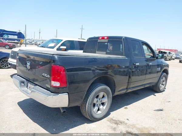 2017 RAM 1500 SLT  4X4 6'4 BOX