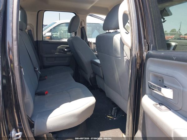 2017 RAM 1500 SLT  4X4 6'4 BOX