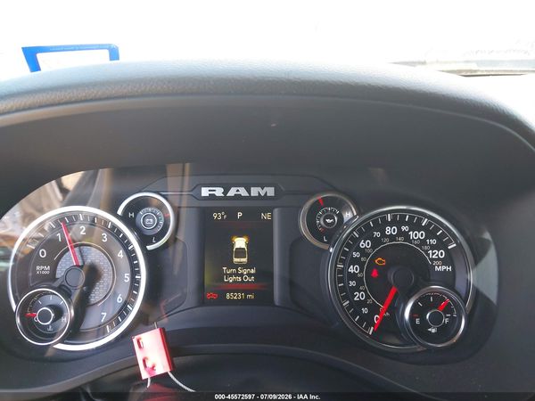 2023 RAM 1500 BIG HORN  4X2 5'7 BOX