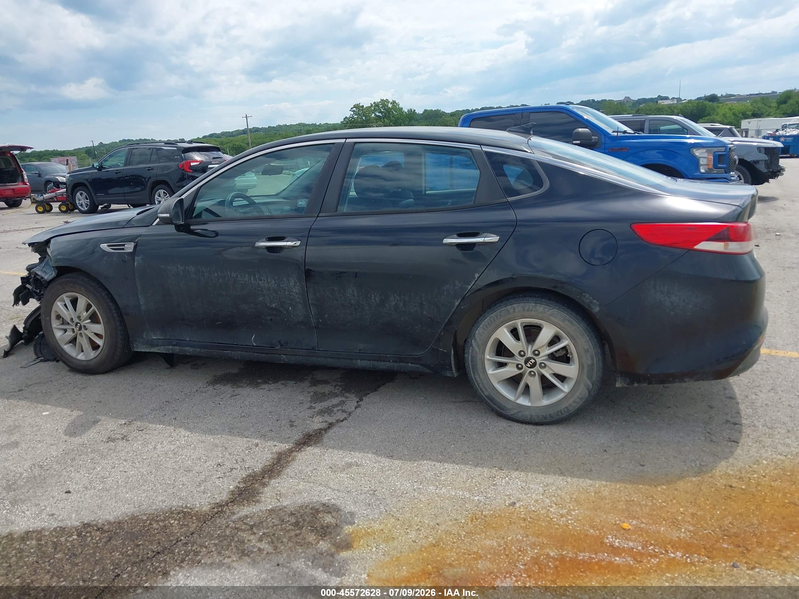2017 KIA OPTIMA LX