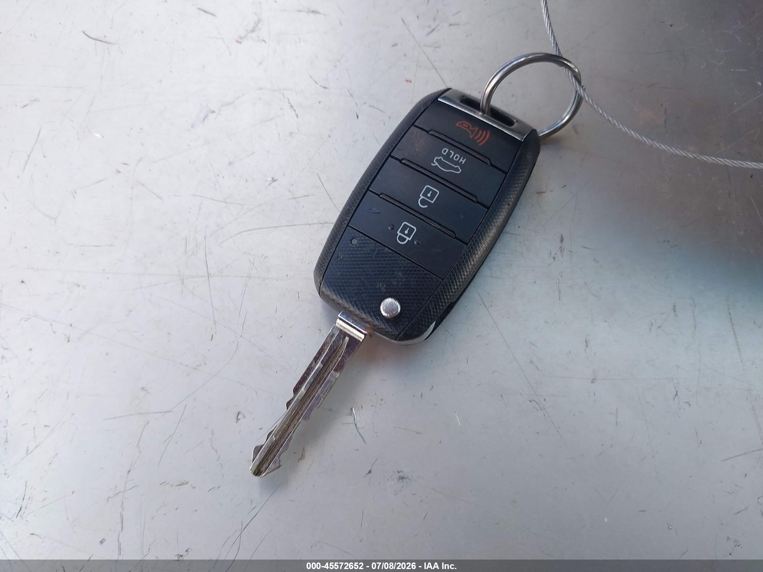 2016 KIA FORTE GL (Middle-Low Grade)
