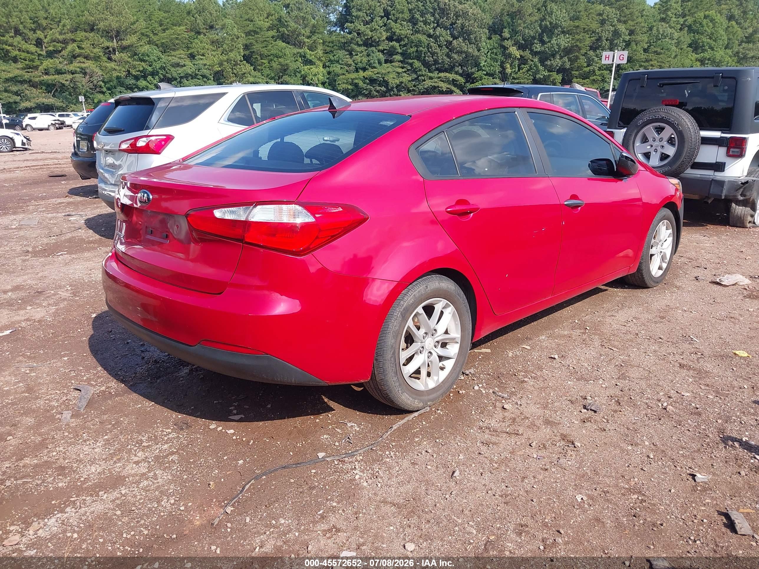 2016 KIA FORTE GL (Middle-Low Grade)
