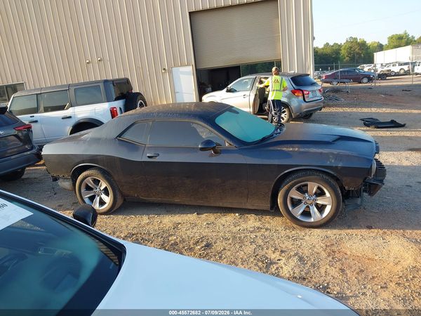 2017 DODGE CHALLENGER SXT