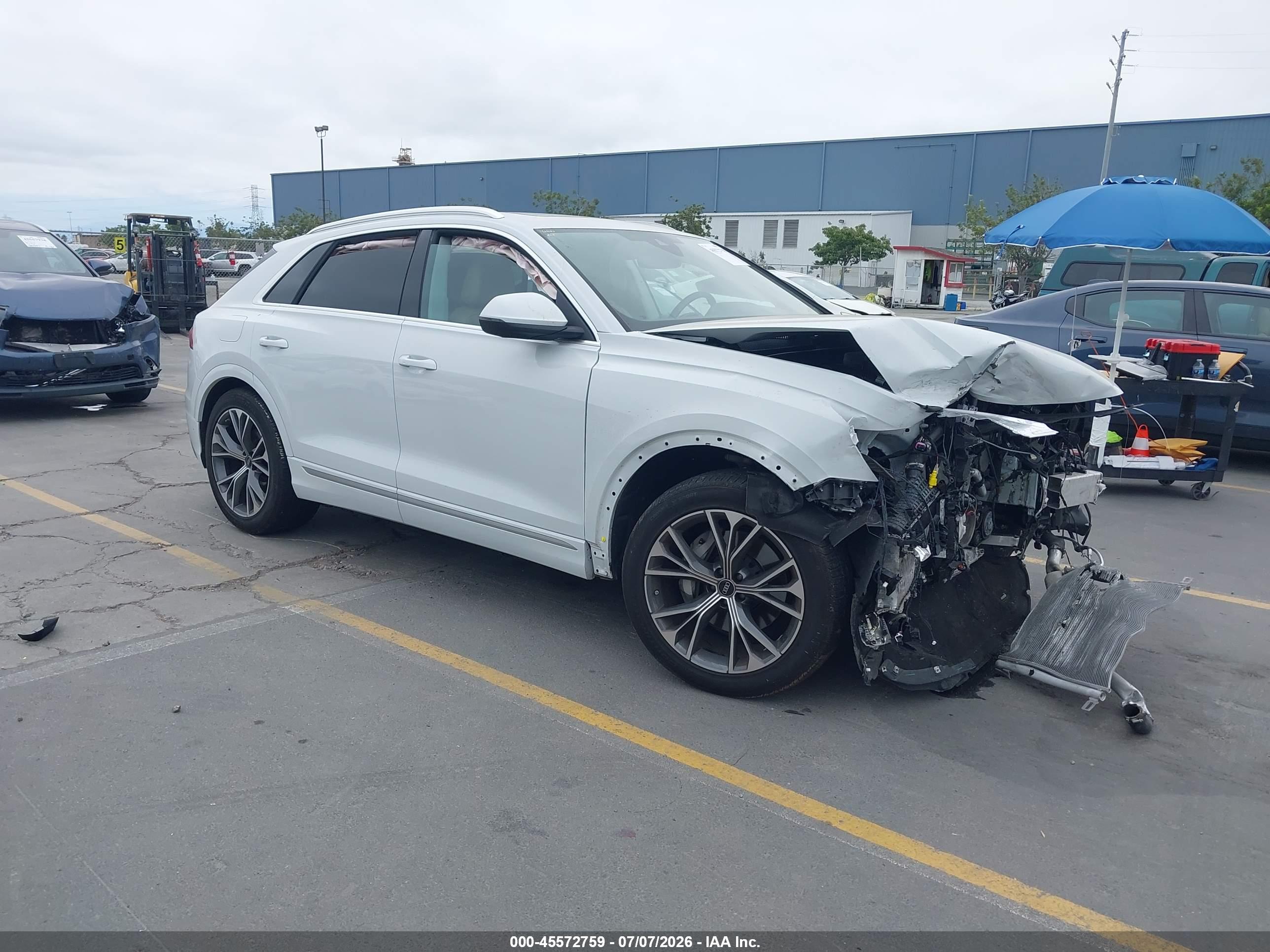 2024 AUDI Q8