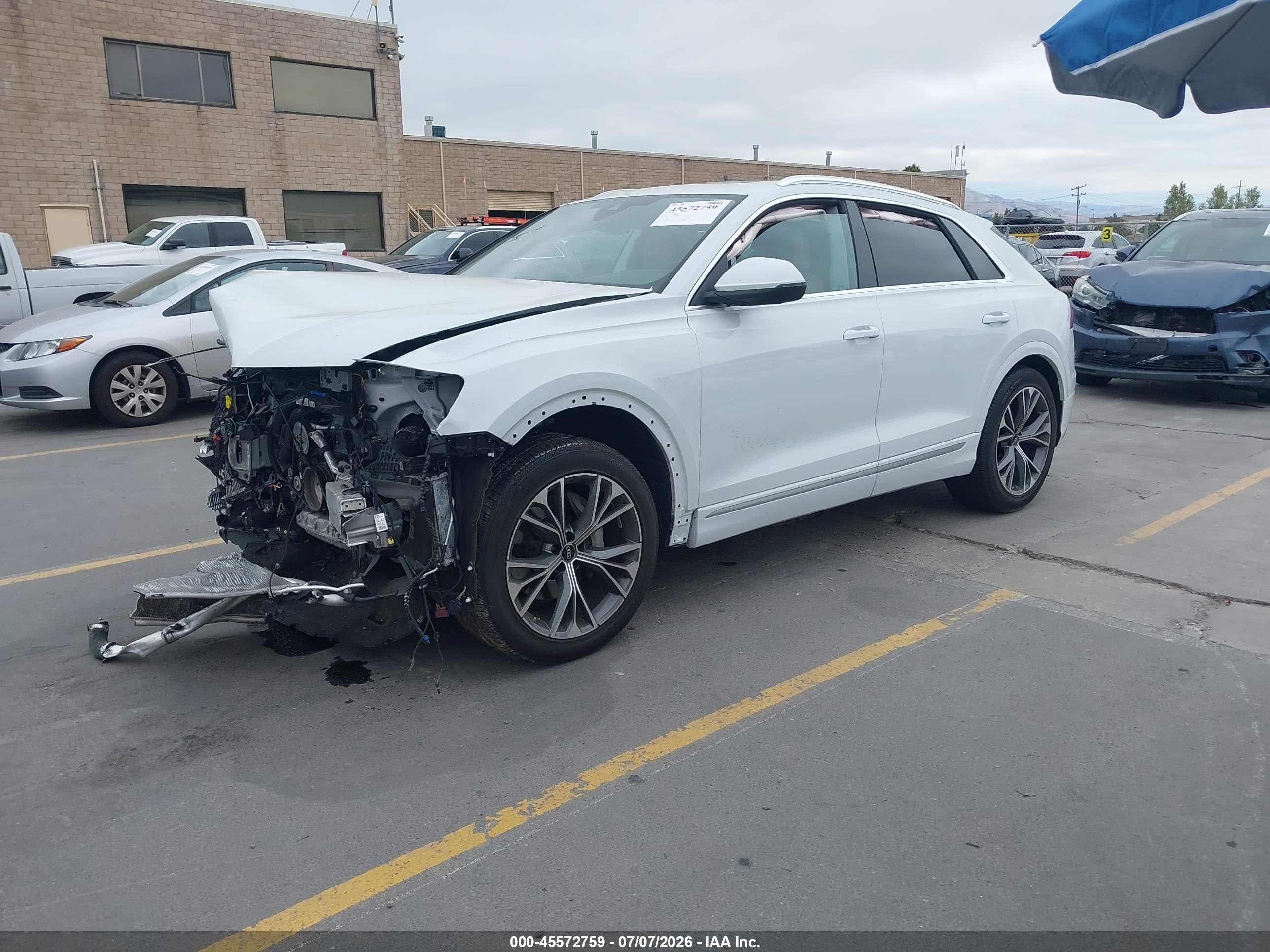 2024 AUDI Q8