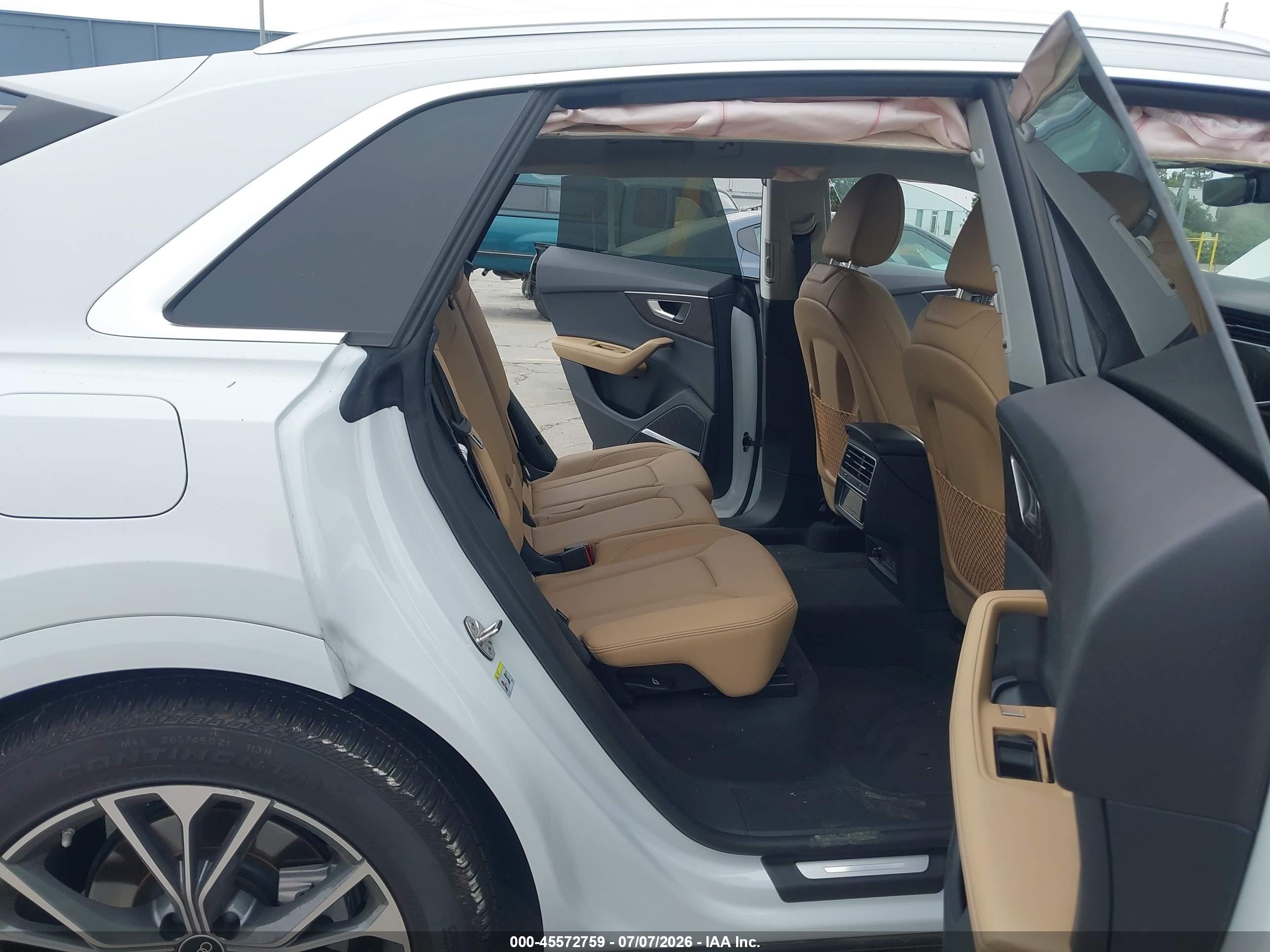 2024 AUDI Q8