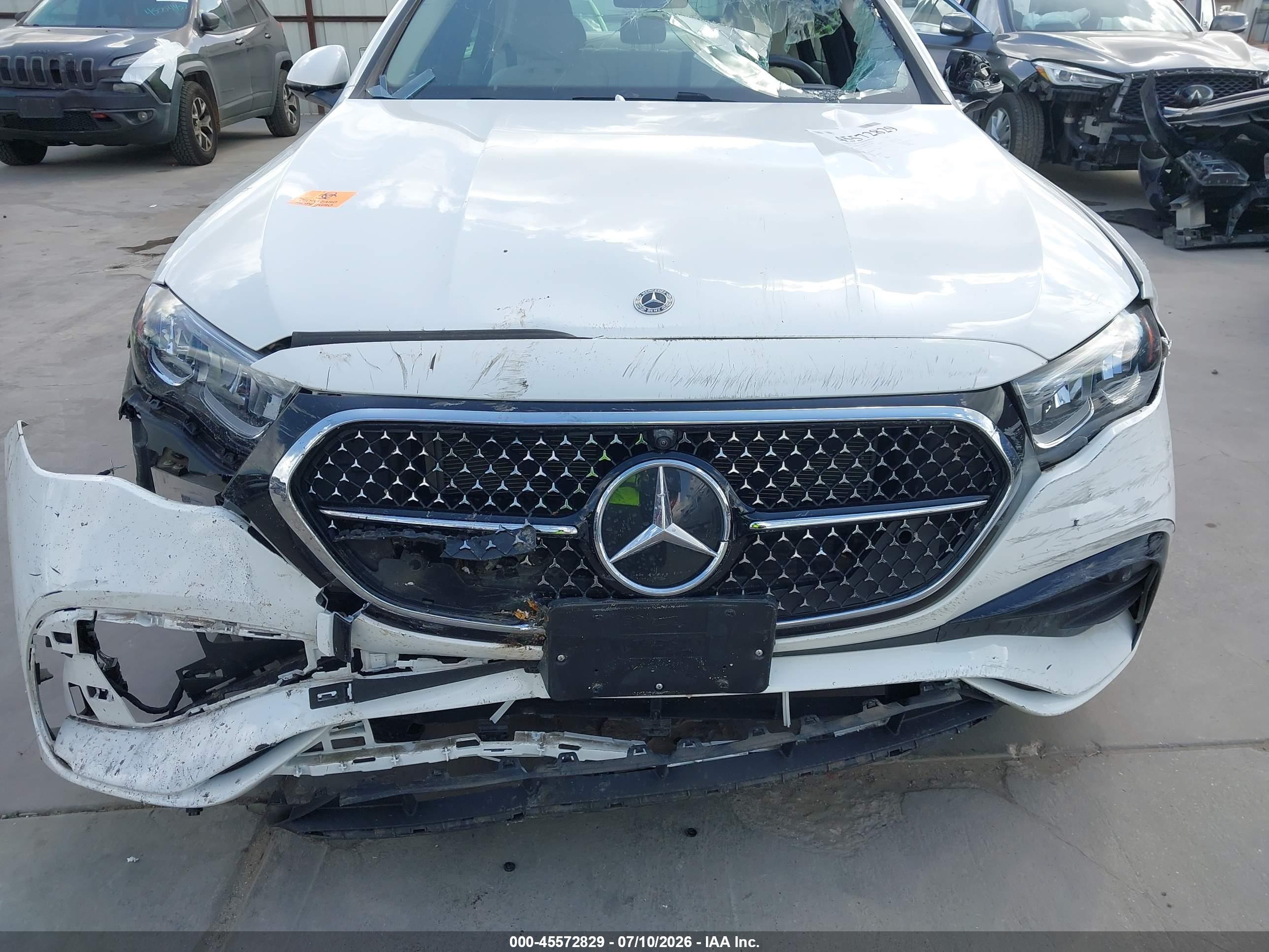 2025 MERCEDES-BENZ E 450 4MATIC