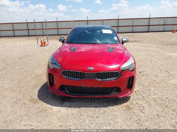 2019 KIA STINGER GT1