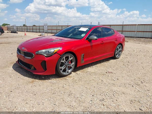2019 KIA STINGER GT1