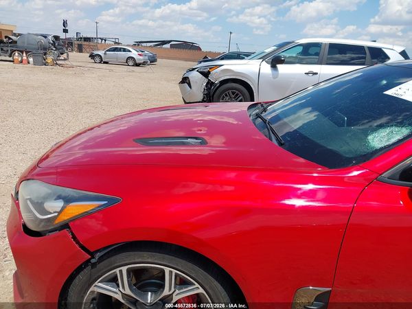 2019 KIA STINGER GT1