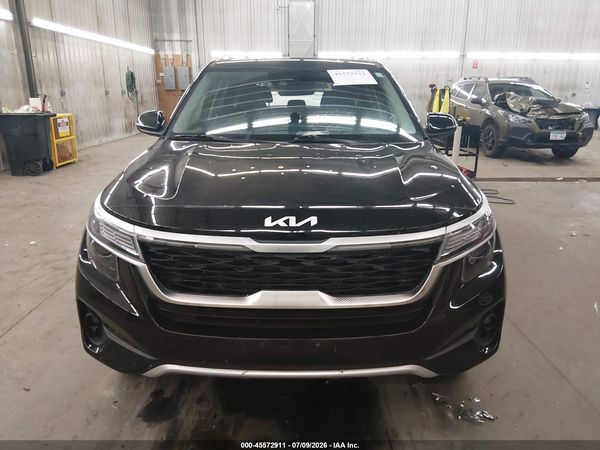 2023 KIA SELTOS S