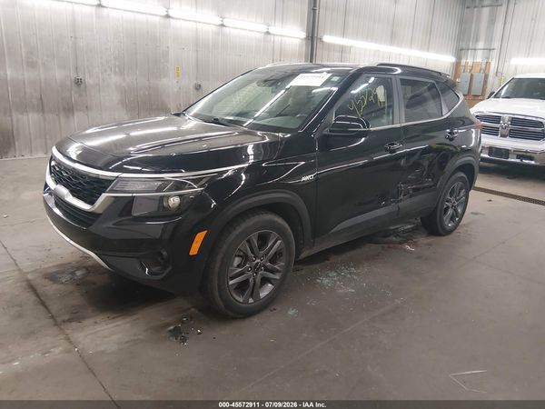 2023 KIA SELTOS S