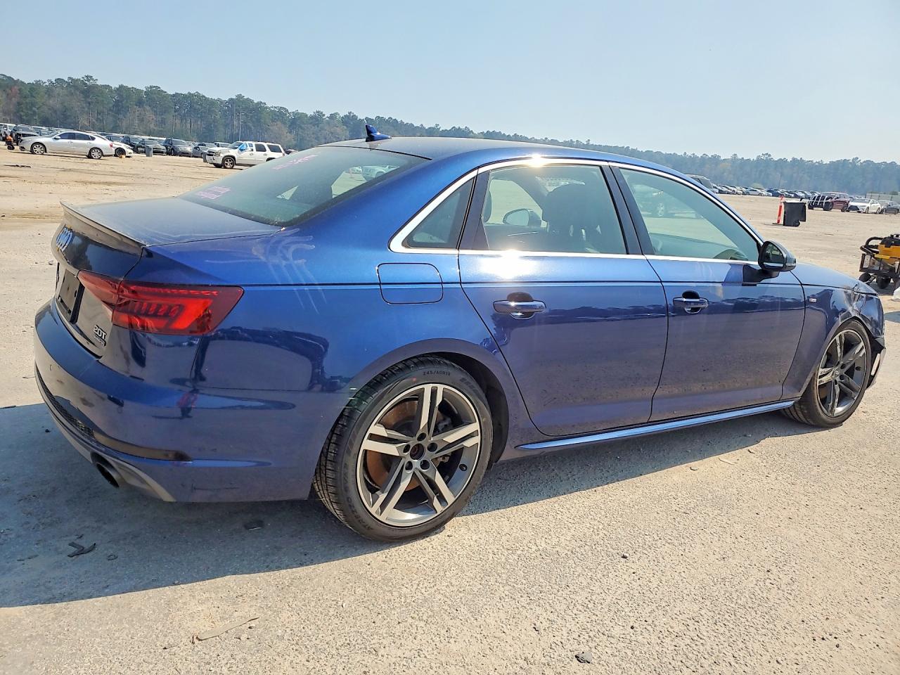 2018 AUDI A4