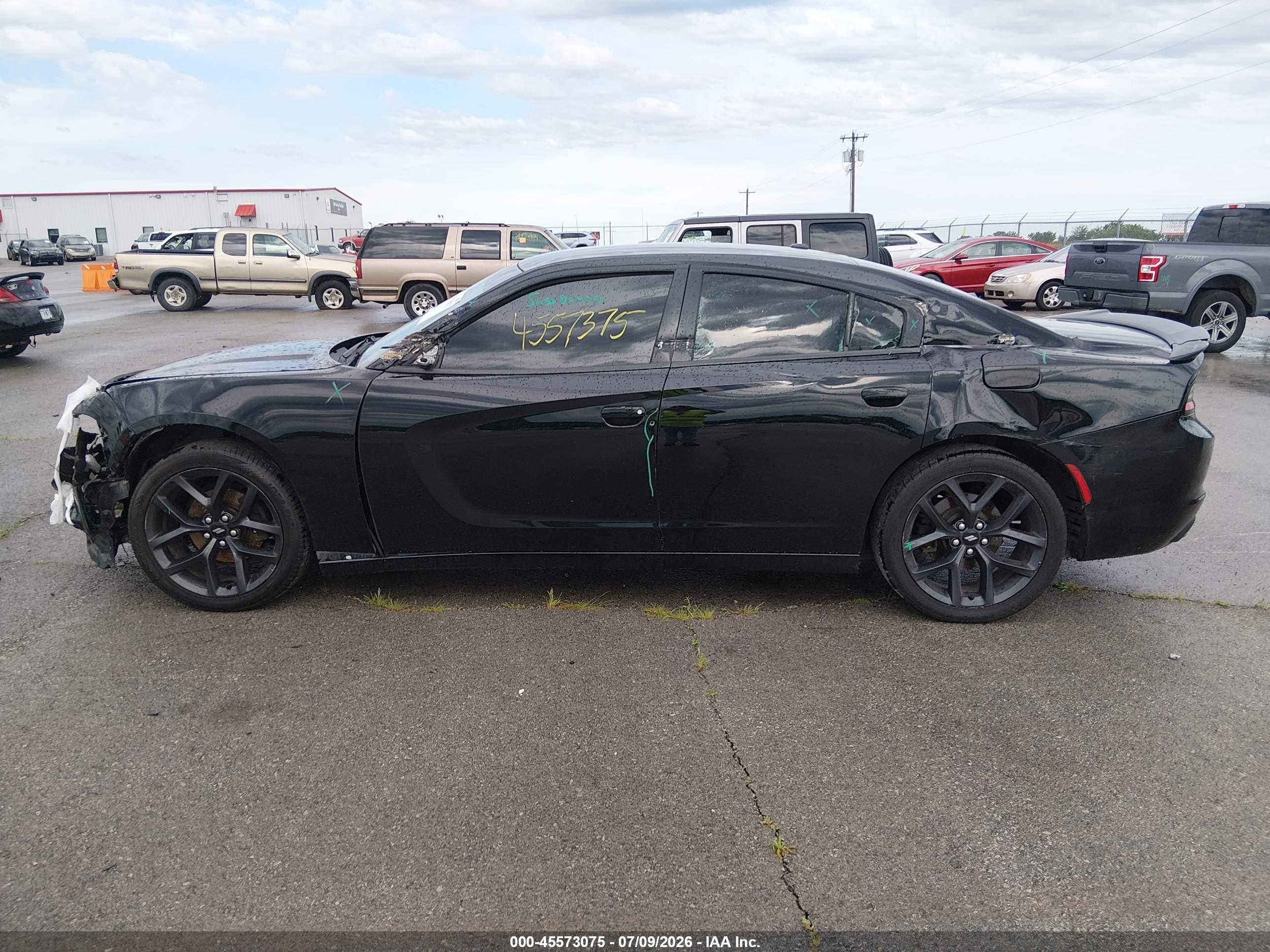 2019 DODGE CHARGER SXT RWD