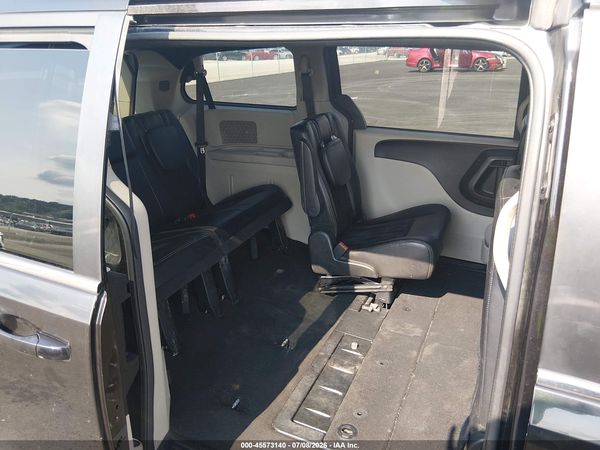 2018 DODGE GRAND CARAVAN SXT — I8