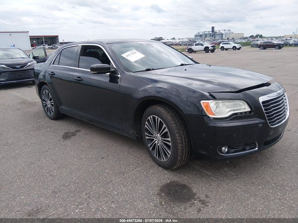 2013 CHRYSLER 300 300S — I1
