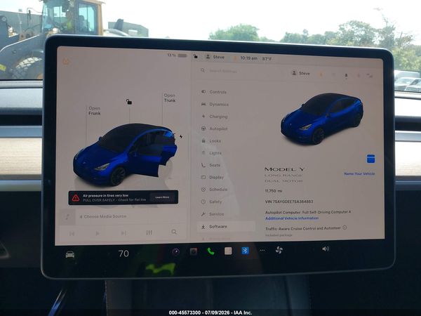 2025 TESLA MODEL Y