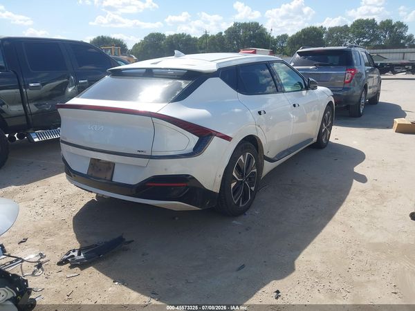 2022 KIA EV6 GT-LINE