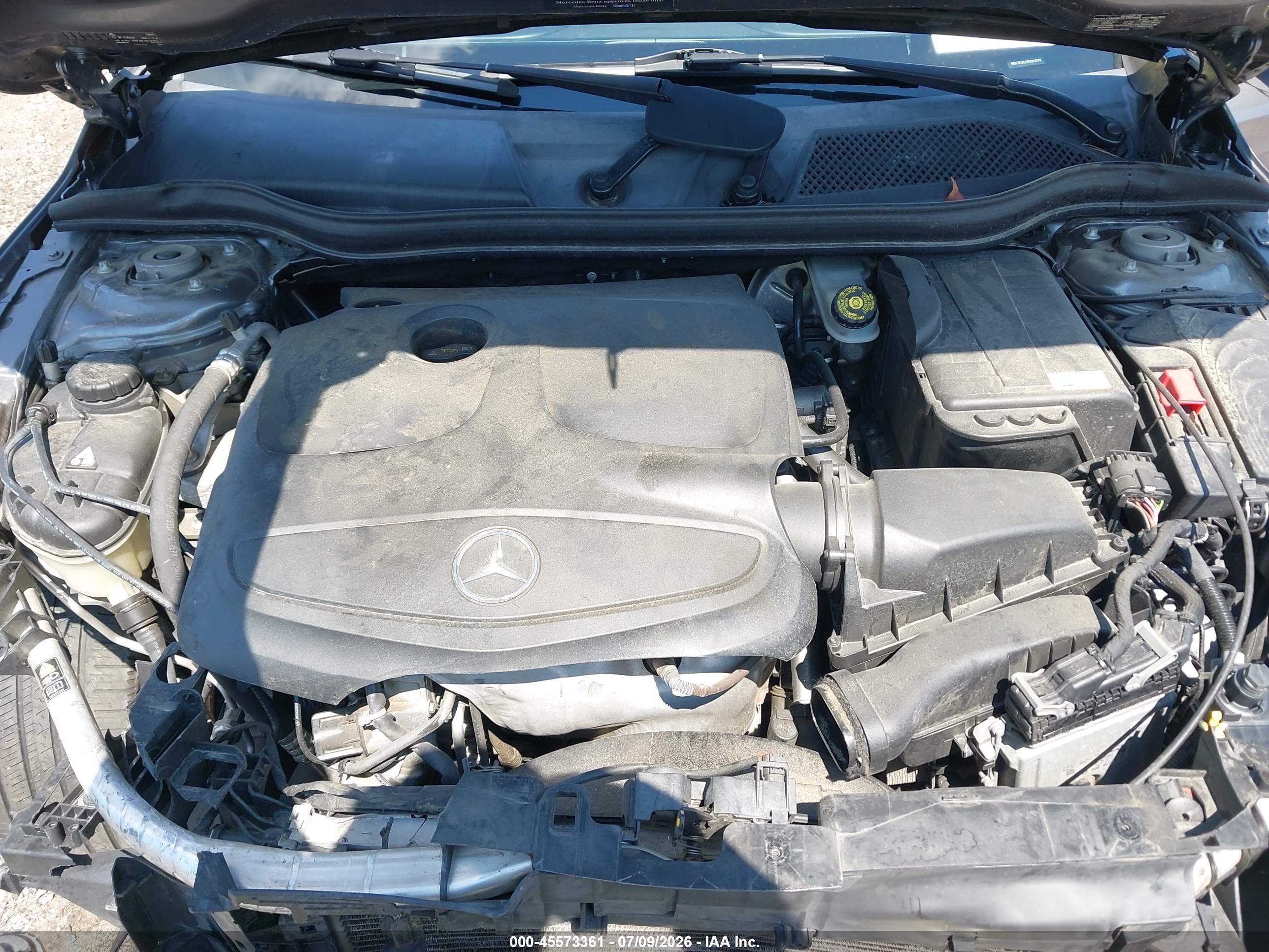 2015 MERCEDES-BENZ GLA 250 4MATIC