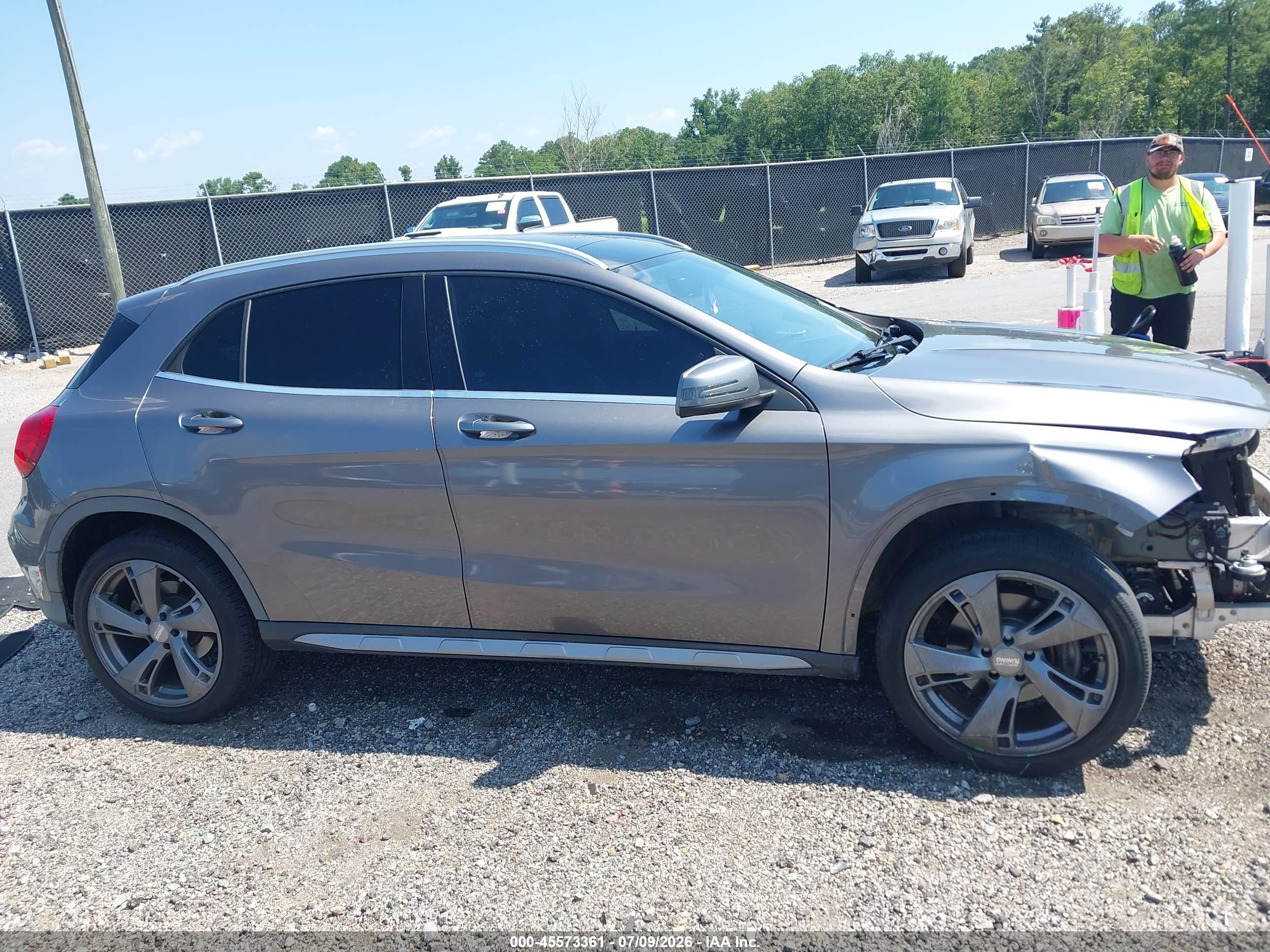 2015 MERCEDES-BENZ GLA 250 4MATIC