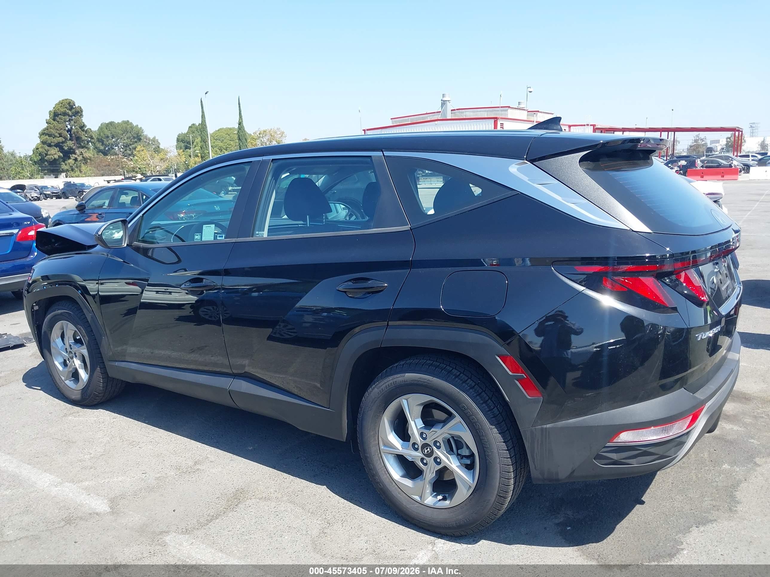 2022 HYUNDAI TUCSON SE