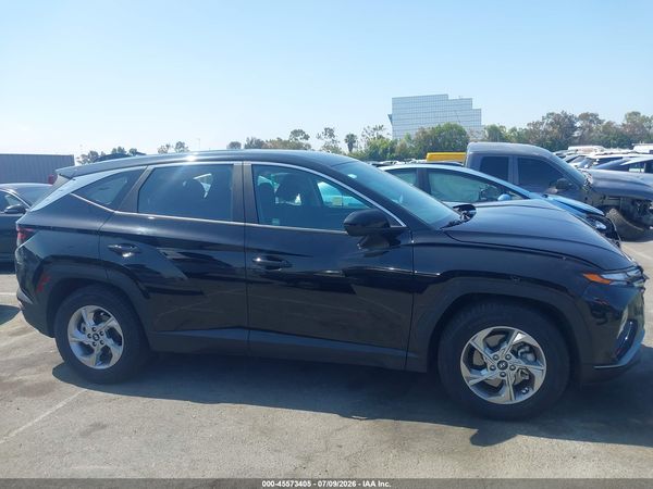 2022 HYUNDAI TUCSON SE