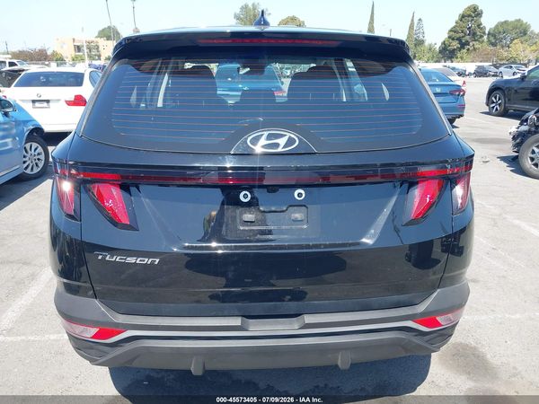 2022 HYUNDAI TUCSON SE