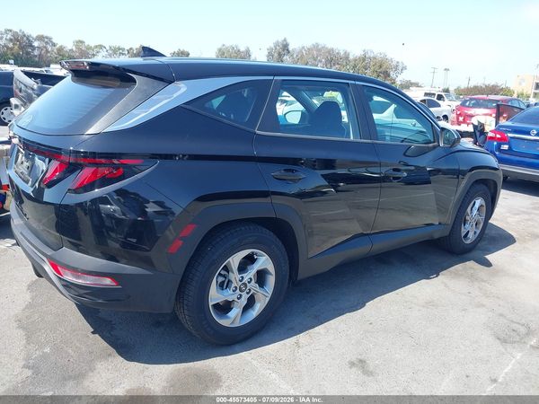 2022 HYUNDAI TUCSON SE