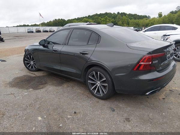 2021 VOLVO S60 T5 MOMENTUM