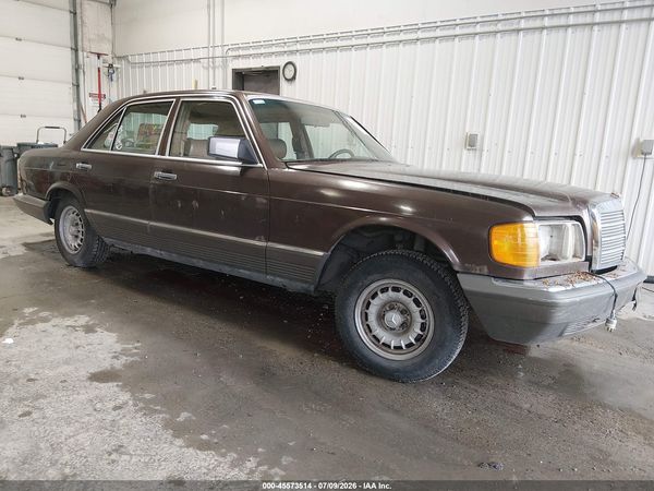 1984 MERCEDES-BENZ 300 300SD