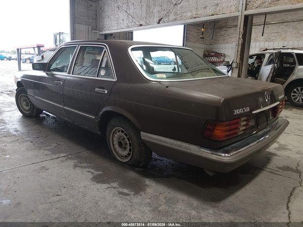 1984 MERCEDES-BENZ 300 300SD
