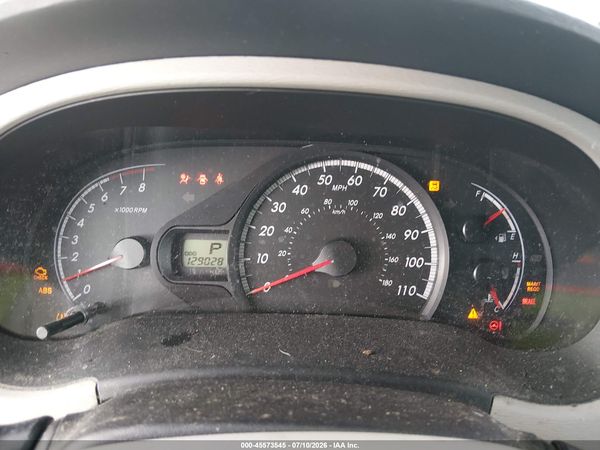 2014 TOYOTA SIENNA LE V6 8 PASSENGER