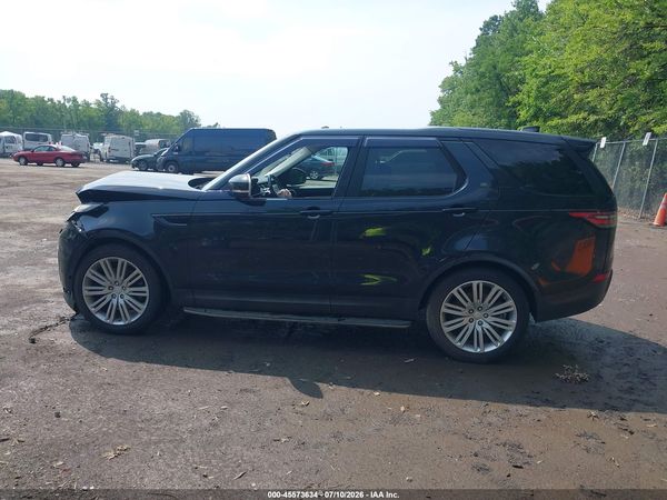 2017 LAND ROVER DISCOVERY FIRST EDITION