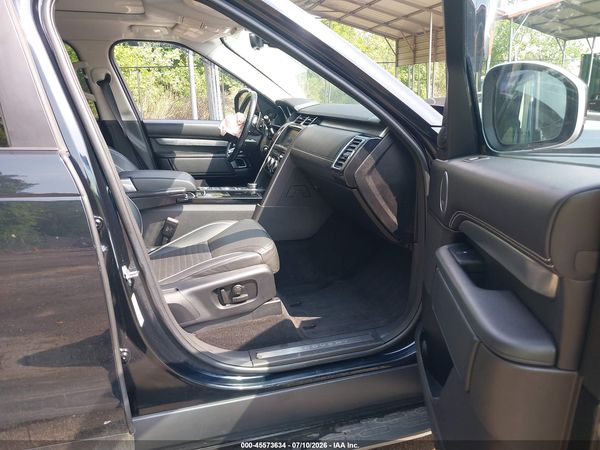 2017 LAND ROVER DISCOVERY FIRST EDITION