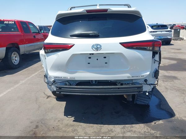 2023 TOYOTA HIGHLANDER PLATINUM