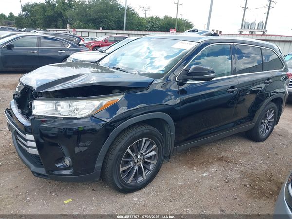 2019 TOYOTA HIGHLANDER XLE