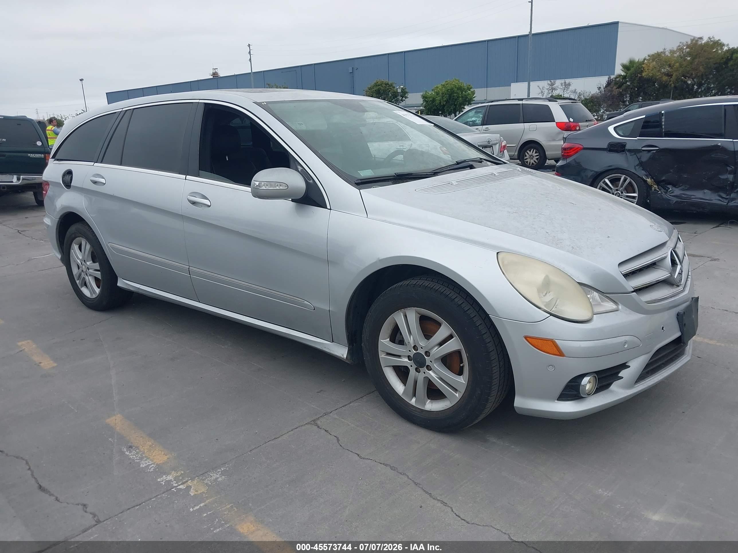 2008 MERCEDES-BENZ R-CLASS R350
