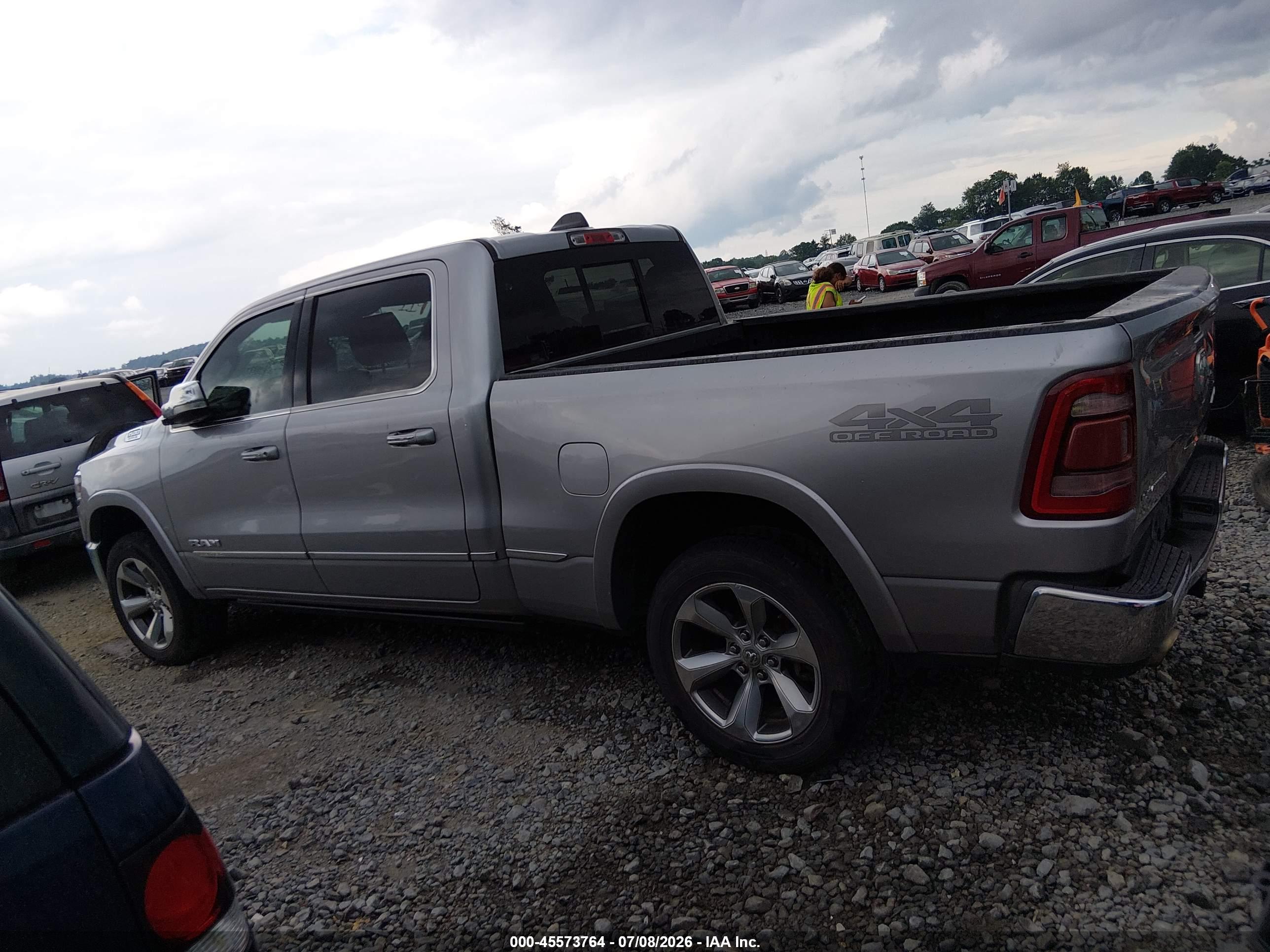 2020 RAM 1500 LIMITED  4X4 6'4 BOX