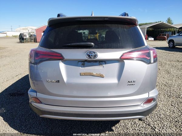 2018 TOYOTA RAV4 XLE